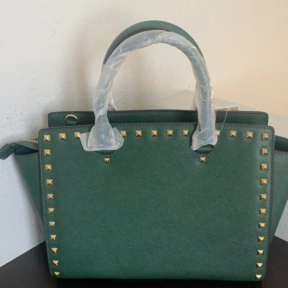 NWT Michael Kors Malachite Green Selma Gold Stud Satchel. - Picture 4 of 14